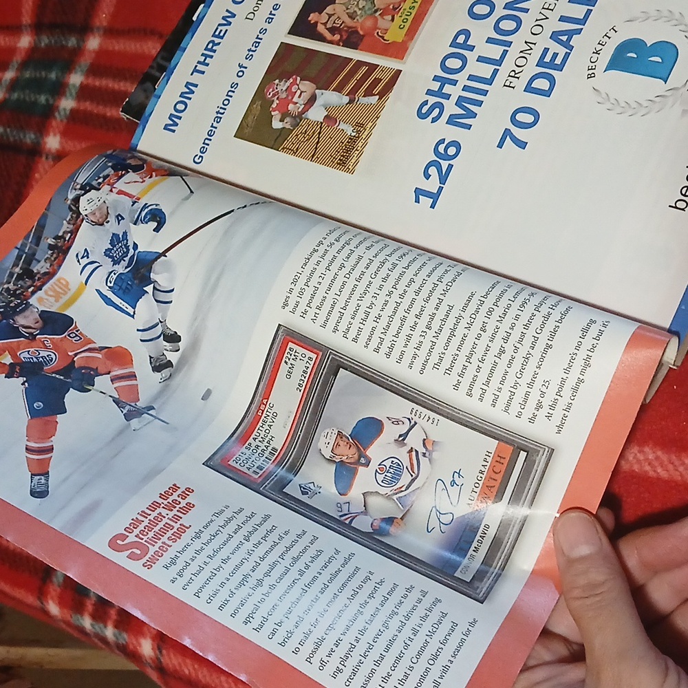 Beckett Hockey Magazine Collection (4) - Picture 13 of 14